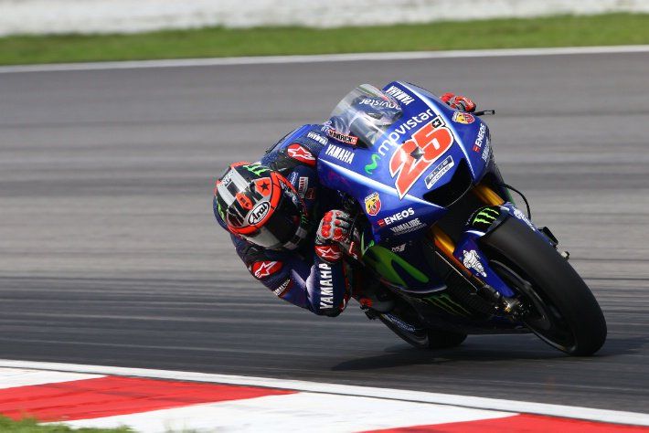 Maverick Vinales saat tes pramusim perdana di Sirkuit Sepang, Senin (30/01/17). Copyright: &copy; Crash.net